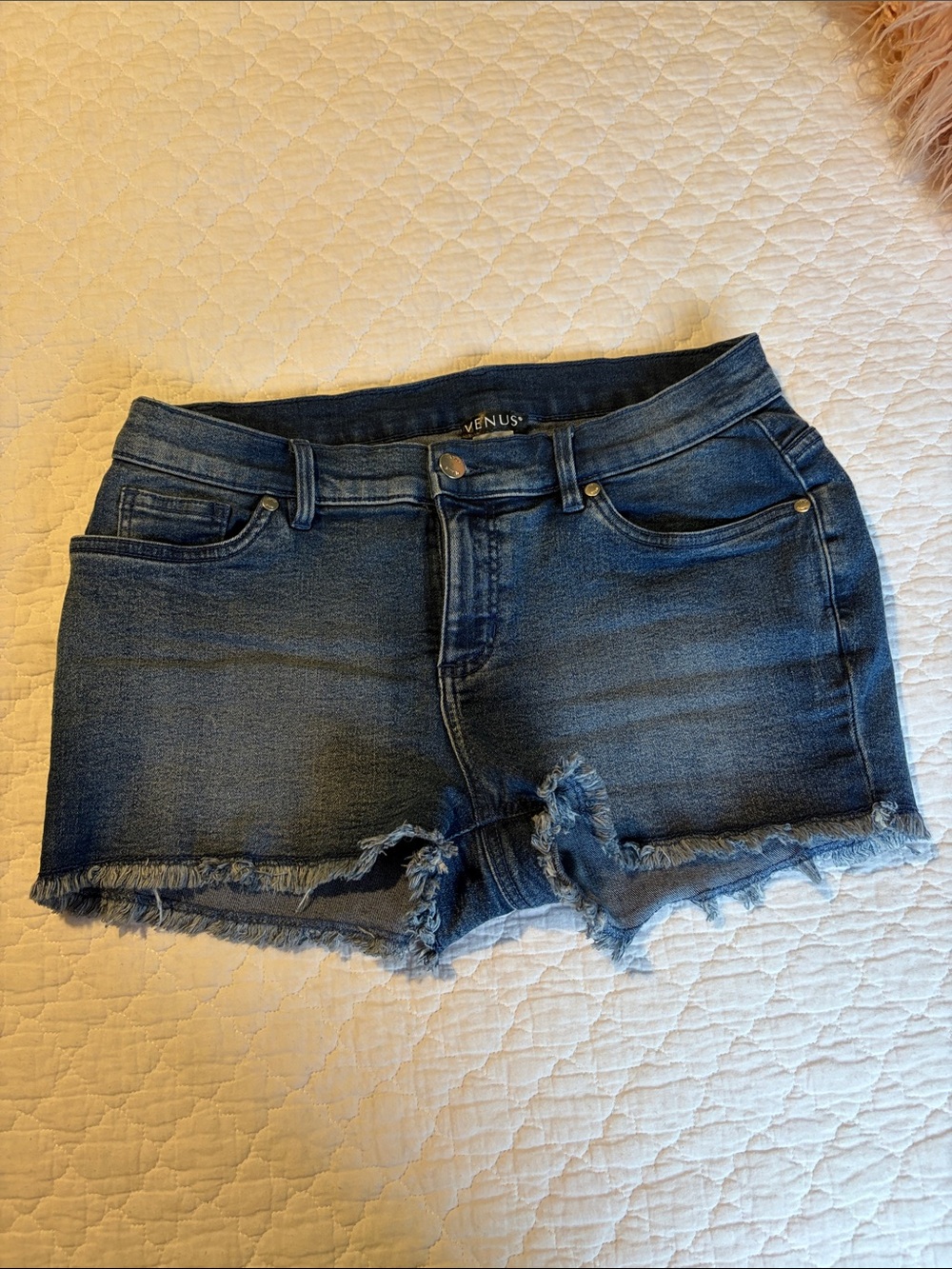 VENUS Blue Frayed Hem Distressed Denim Shortie